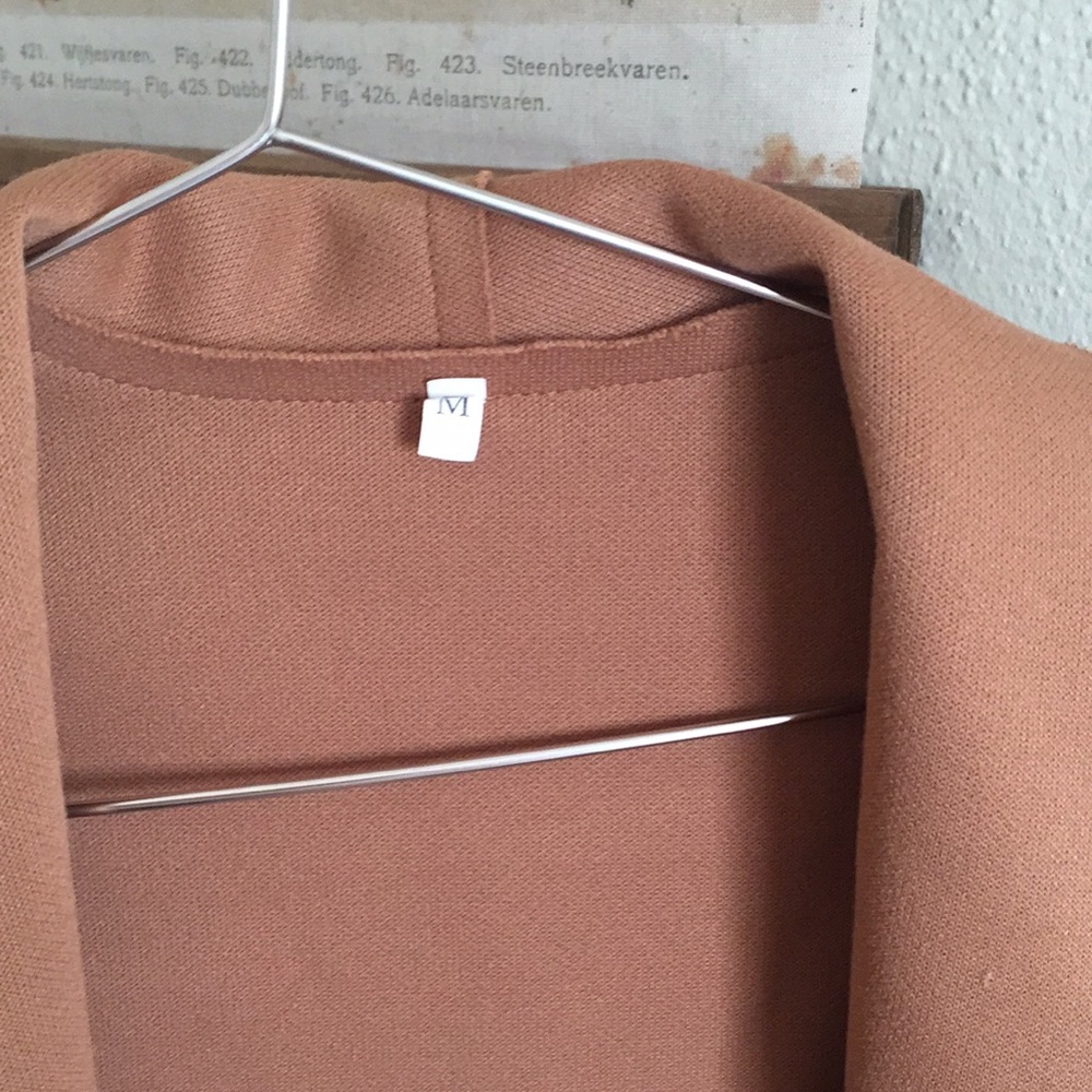 Simple Trench - Picture 3 of 5